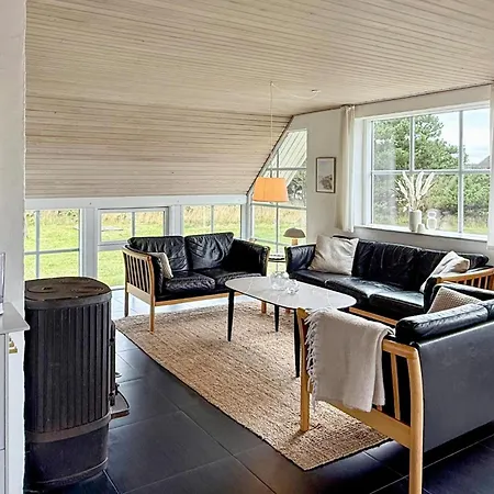 Casa de Férias Beautiful In With Sauna Blåvand